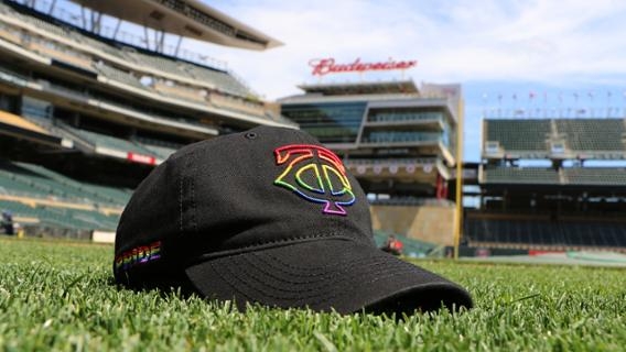 Twins Diversity & Inclusion a X: Come out to @Twins Pride Night